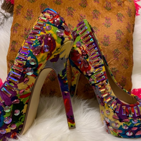 Steve Madden Ditzy Sparkling Dress High Heel Pump - Picture 7 of 12